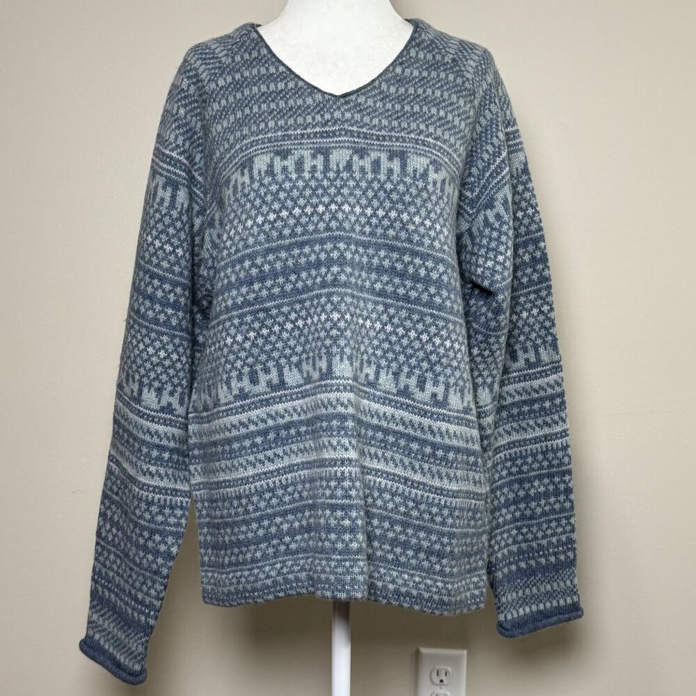 VTG Eastern Mountain Sports Womens L V-Neck 100% Wool Sweater Blue Long Sleeve